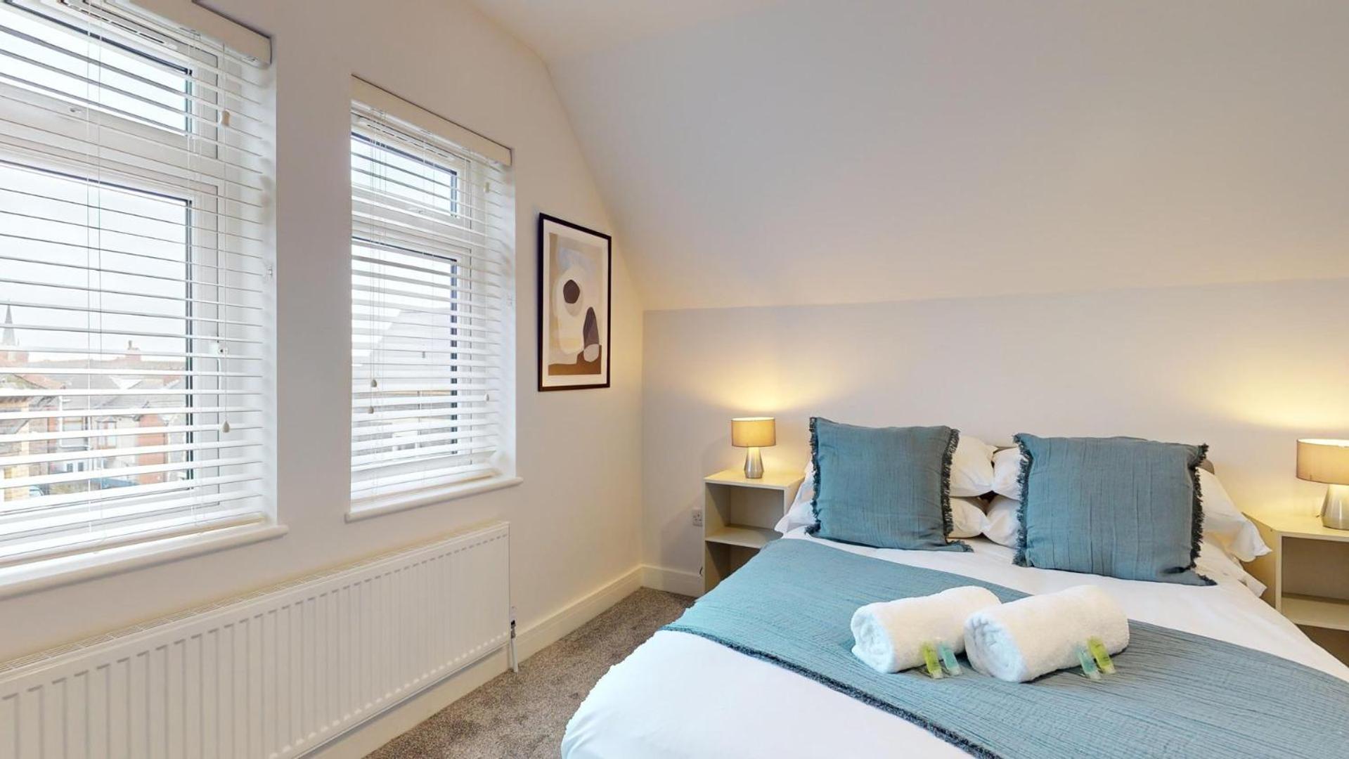 Impressive Two Bedroom | Wifi *