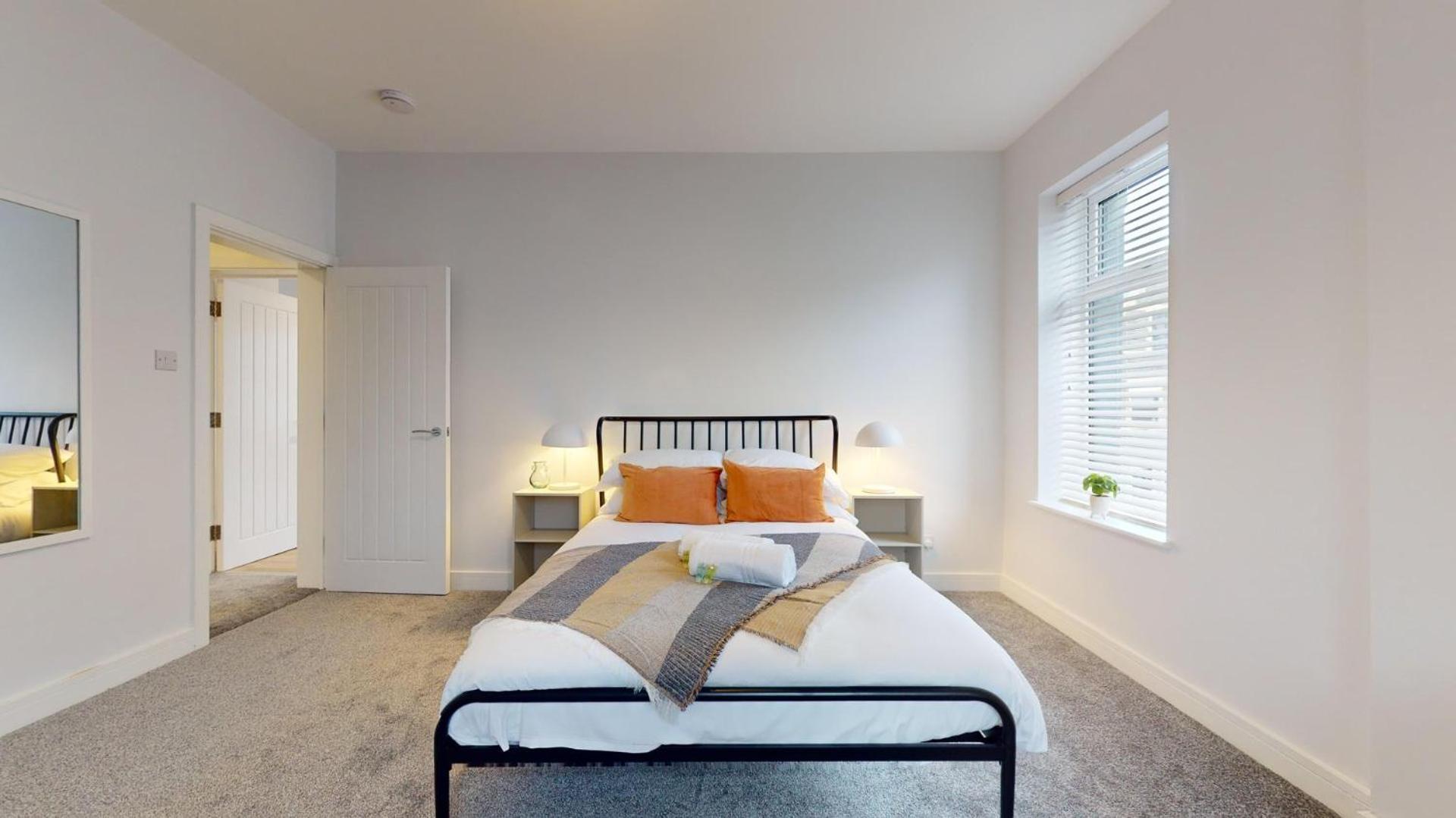 Impressive Two Bedroom | Wifi Apartment Cardiff
